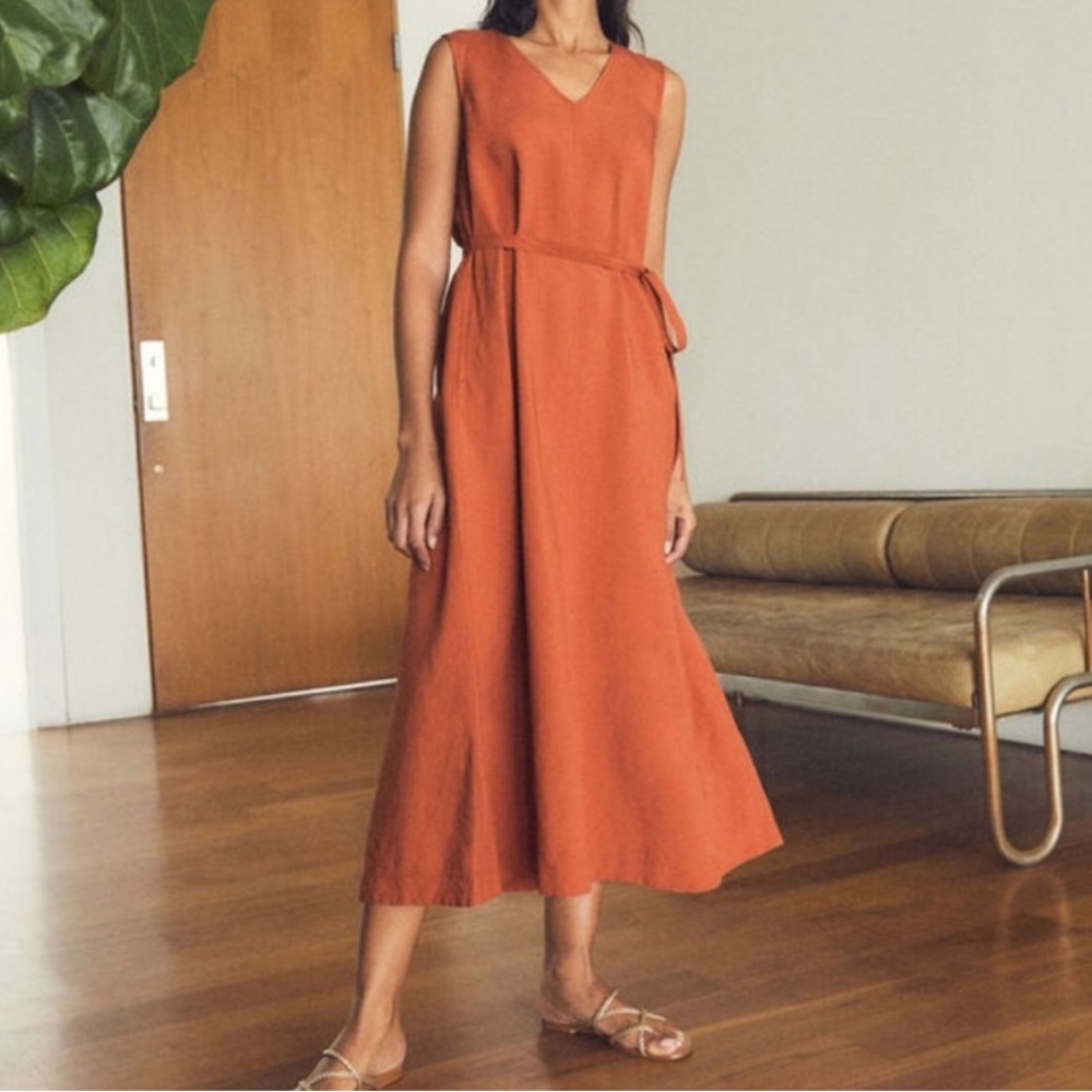 Uniqlo Rust Linen Dress with Belt - M